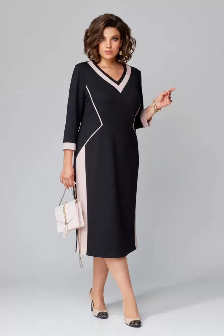 Meggie™ Elegant V-neck dress