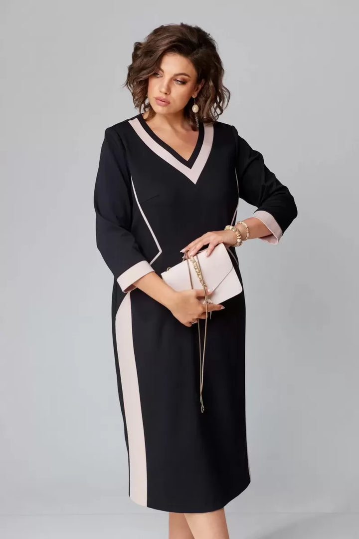 Meggie™ Elegant V-neck dress
