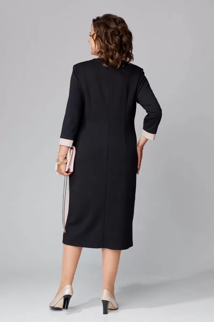 Meggie™ Elegant V-neck dress