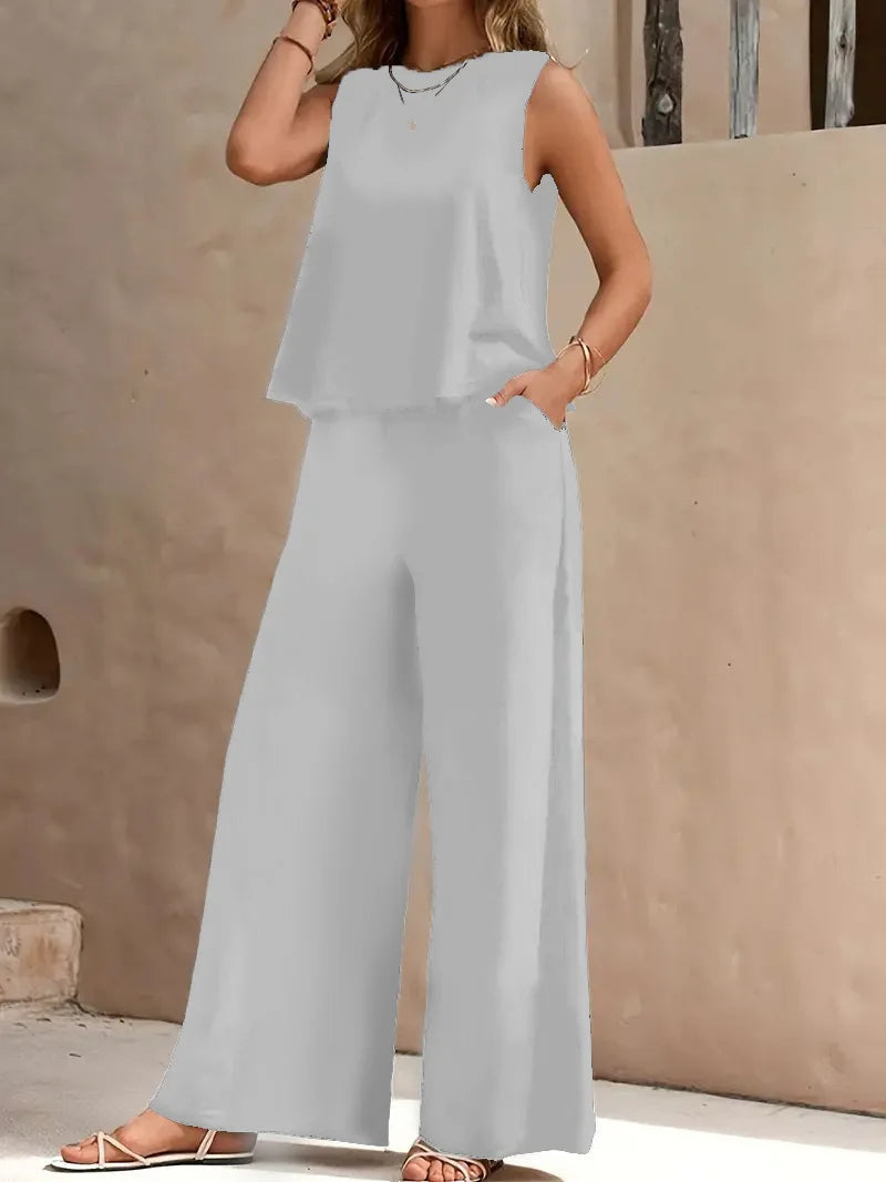 Della™ Sleeveless Two-Piece Set
