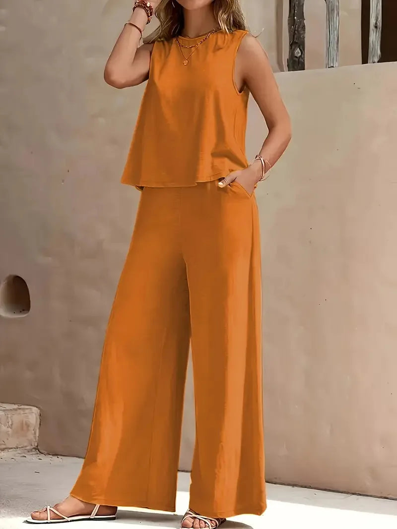 Della™ Sleeveless Two-Piece Set