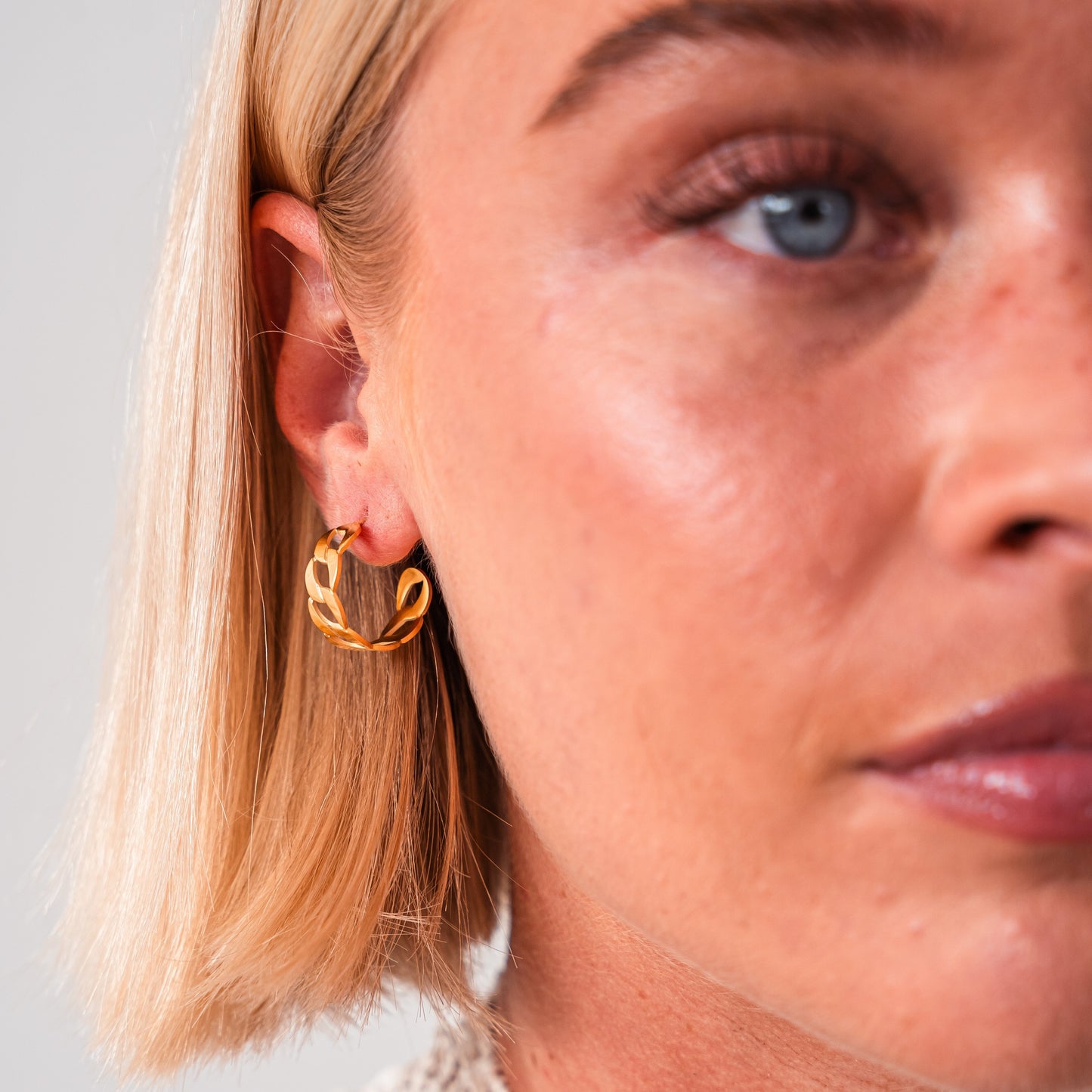 Bonnita™ Chic Hoops